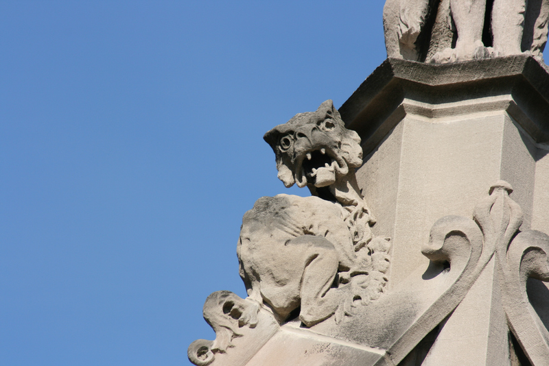 Illustration for article titled A Menagerie of Church Gargoyles Includes Aliens and Astronauts